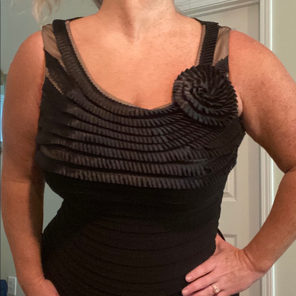 Fancy Black dress - Picture 9 of 12